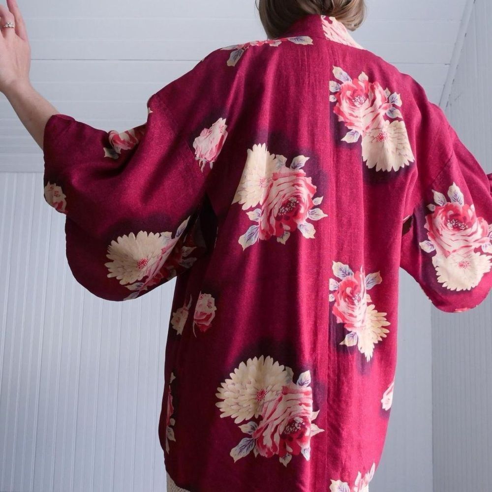 Beautiful cotton rose printed short kimono